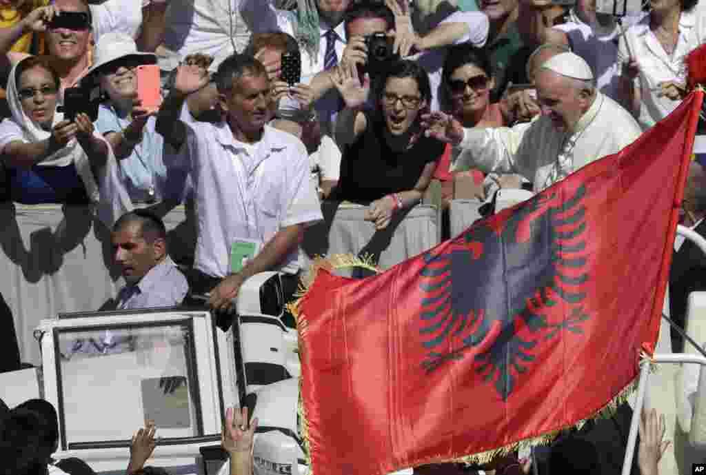 Vatican Pope Mother Teresa