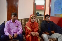 It was a challenge for radio announcer Fareen to overcome parental resistance and work with male colleagues at Radio Mewat, a community radio station in northern India's Haryana state. (Anjana Pasricha/VOA)