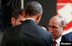 美国总统奥巴马和俄罗斯总统普京在秘鲁利马的APEC峰会期间会面（2016年11月20日）