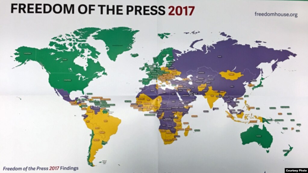 自由之家2017年全球新闻自由地图，图中绿色代表自由、黄色代表部分自由、紫色代表不自由