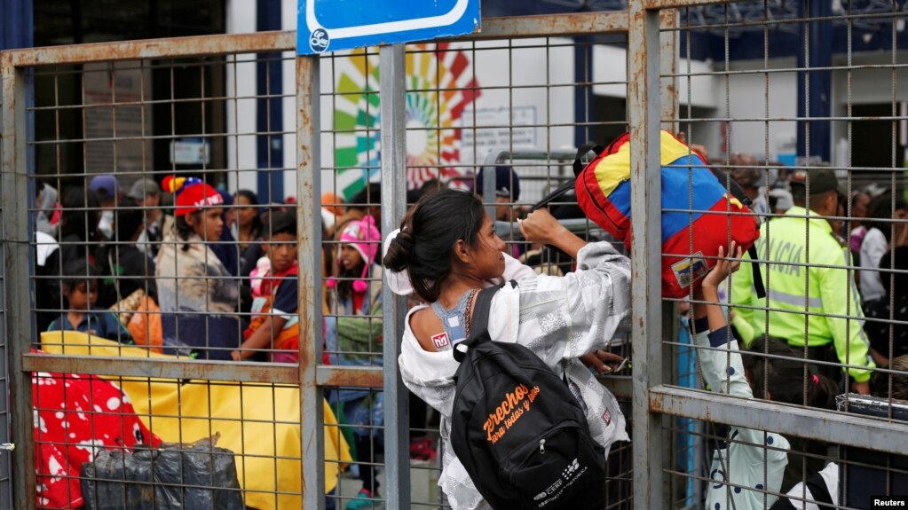 Eduardo Stein advierte que las restricciones y las trabas para los venezolanos puedan obligarlos a “realizar viajes irregulares”.