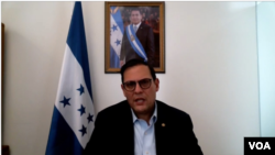 El canciller de Honduras, Lisandro Rosales, en entrevista con la Voz de América