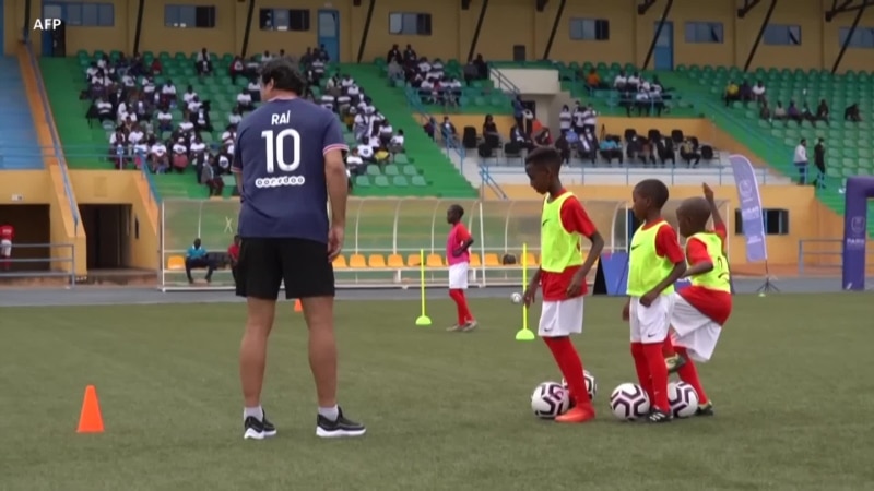 Un complexe sportif du PSG pour les jeunes Rwandais