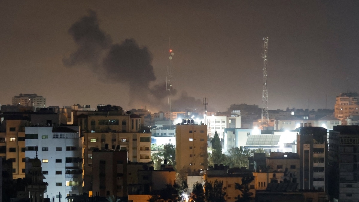 以色列在拦截火箭后空袭加沙地带