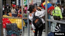 El decreto presidencial también ratifica la validez de los pasaportes de los ciudadanos venezolanos hasta cinco años después de la fecha de caducidad para trámites legales.