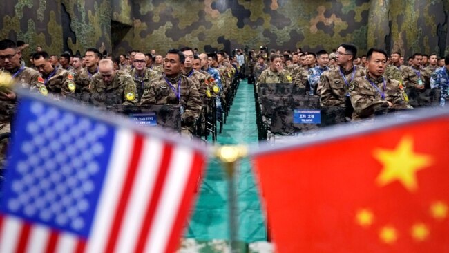 資料照:美國陸軍和中國軍人在江蘇省南京參加聯合救災演練后的儀式。(2018年11月17日)