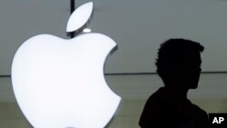 El gobierno estadounidense tratará ahora de usar lo aprendido para abrir otros teléfonos en casos en los que Apple se ha negado a ayudar a romper su codificación.