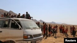 伊拉克北部山上疏散的難民