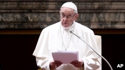 Giáo hoàng Phanxicô đọc diễn văn trước Giáo triều La Mã hôm 21/12/2018