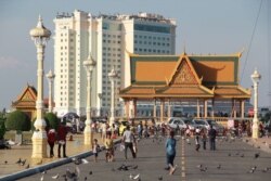 FILE PHOTO - Sokha Hotel is located near the Royal Palace, in Phnom Penh, Cambodia, May 2015. (Aun Chhengpor/VOA Khmer)