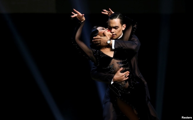 Juan David Vargas and Paulina Mejia, representing the city of Cali, Colombia, perform during the Stage style final round at the Tango World Championship in Buenos Aires, Argentina August 21, 2019.