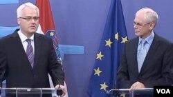 Rompuj i Josipović u Briselu