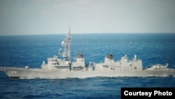 日本海上自衛隊護衛艦“稻妻號”在西太平洋參加與美國的軍演。(2017年11月資料照-日本海上自衛隊)