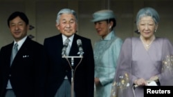 Dari kiri ke kanan: Putra Mahkota Jepang Pangeran Naruhito, Kaisar Akihito, Putri Masako dan Permaisuri Michiko. (Foto: Dok)