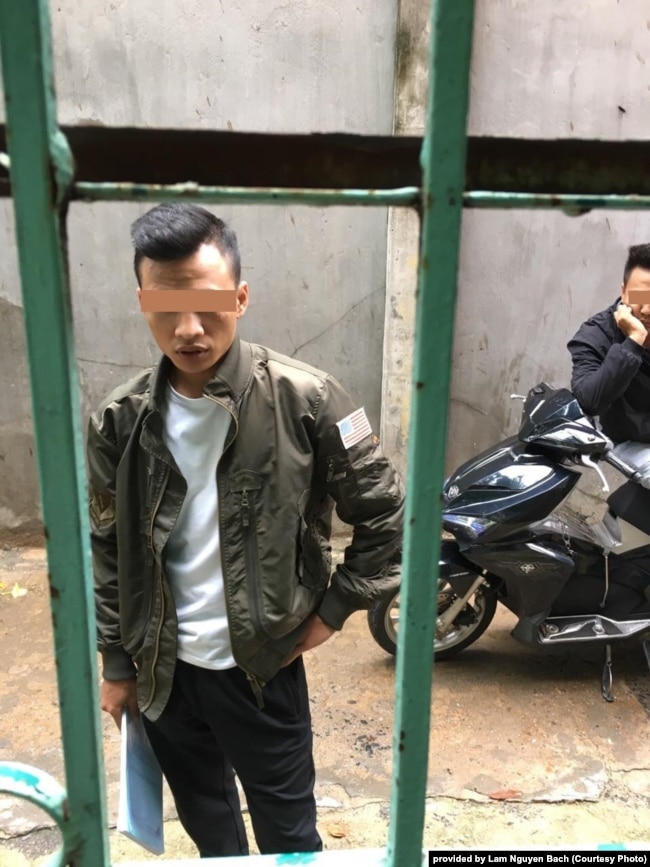 "Dân xã hội đen" bao vây, hăm dọa gia đình ông Lâm Nguyên Bách, 2019