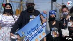 Miembros de la diaspora venezolana en Argentina celebraron el Día Mundial de la Arepa, iniciativa que busca difundir las delicias de la cocina venezolana. Septiembre 11, 2021. Foto: Nicolás González - VOA.