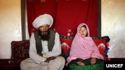 بیش از نصف دختران افغان پیش از سن ۱۹ سالگی ازدواج می‌کنند.