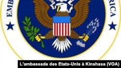 Détail du logo de l'ambassade des Etats-Unis à Kinshasa.