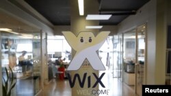 Kantor perusahaan perancang situs web Wix.com di Tel Aviv, Israel 4 Juli 2016. (REUTERS/Baz Ratner/File Photo)
