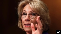 Betsy DeVos, nominada a Secretaria de Educación.