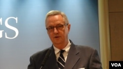 喬治華盛頓大學中國項目主任沈大偉