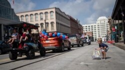 Parada u znak proslave 4. jula na ulicama Galvestona u Teksasu ove godine je bila skromna zbog pandemije koronavirusa.