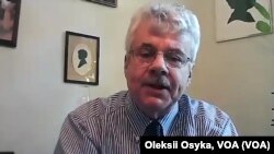 Чарльз Пайл, директор зі зв’язків з медіа Департаменту освіти шт. Вірджинія.