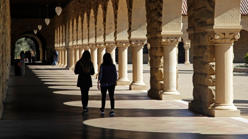 Chinese Still Largest Group of Foreign Students in US