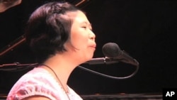 Concert pianist, Lee Hee-ah, was born in South Korea with severe physical impairments, but her disabilities have not stopped her from achieving her goals