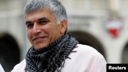 FILE - Bahraini human rights activist Nabeel Rajab arrives for his appeal hearing at court in Manama, Feb. 11, 2015. 