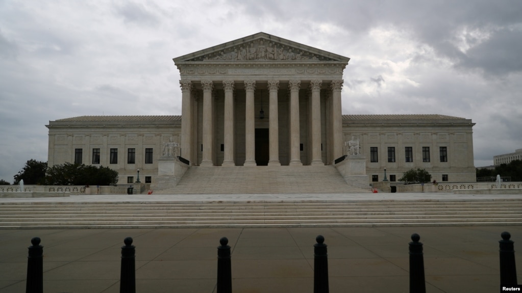 Will the Supreme Court approve the imposition of vaccines in the US?