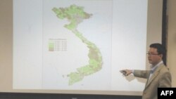 Tiến sĩ Lê Quốc Hội