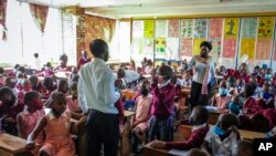 ယူဂန်ဒါနိုင်ငံက စာသင်ခန်းတခု (ဓာတ်ပုံ - AP)