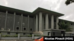 Vue du tribunal d'Abidjan, le 2 octobre 2016 (VOA/Nicolas Pinault)