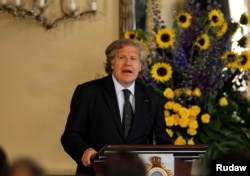 Organization of American States (OAS) Secretary-General Luis Almagro addresses the audience during an official visit to Honduras, in Tegucigalpa, Jan. 17, 2017.