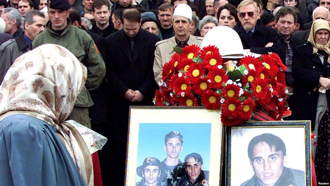Sećanje na ubijenu braću Bitići u Prištini 2002. godine