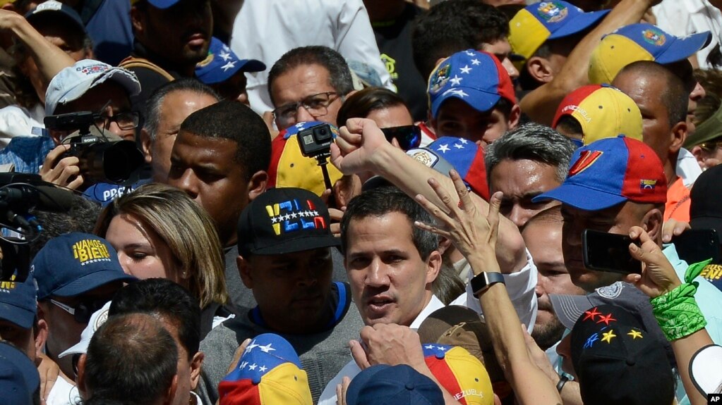  “Nuestra interacción con los países hermanos está más fuerte que nunca. La determinación por la libertad y la democracia son la causa que nos une con los EEUU y nuestros demás aliados”, afirmó Guaidó.