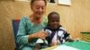 Enlèvement d'une humanitaire française au Mali: son époux choqué "ne sait rien"