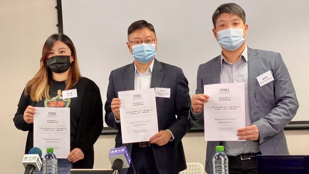 恐不合宣誓效忠与追薪威胁 香港民主派区议员辞职获民意支持