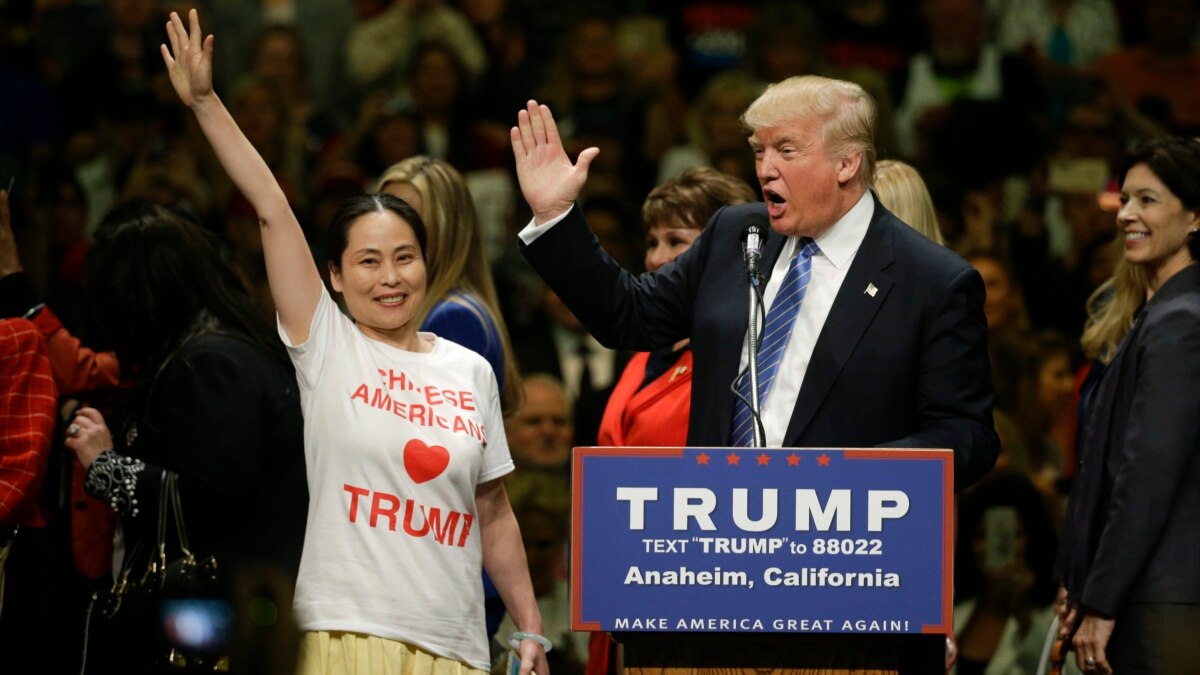 Chinese Americans Heart Trump