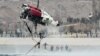 سقوط بالگرد در دریاچه چیتگر تهران؛ دو سرنشین کشته شدند