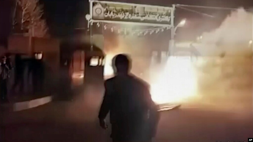 Iran, kush i shkaktoi protestat?