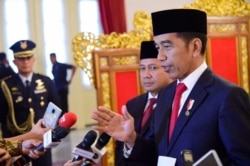 Presiden Joko Widodo mengatakan negara tidak lagi mempunyai tanggung jawab terhadap 689 WNI eks IsIs , di Istana Presiden, Jakarta, Rabu (12/2) (biro Setpres)