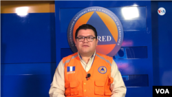 David de León, Director de Comunicaciones de la Coordinadora Nacional para la Reducción de Desastres (CONRED), conversó con la Voz de América sobre las medidas que impulsa Guatemala para prevenir el coronavirus. (Foto: Eugenia Sagastume/ VOA)