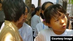 ှဆန္ဒပြကျောင်းသားတွေကို တရားရုံးထုတ်စစ်ဆေးစဉ်