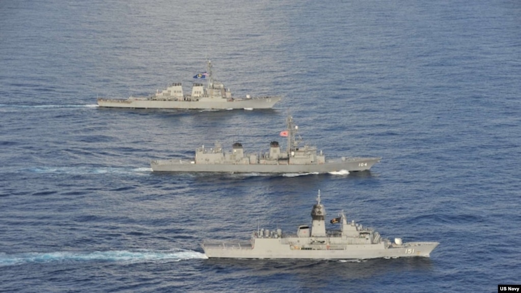 美国、日本和澳大利亚海军2020年10月19日在南中国海举行当年第五次的联合演习。（美国第七舰队网站）(photo:VOA)