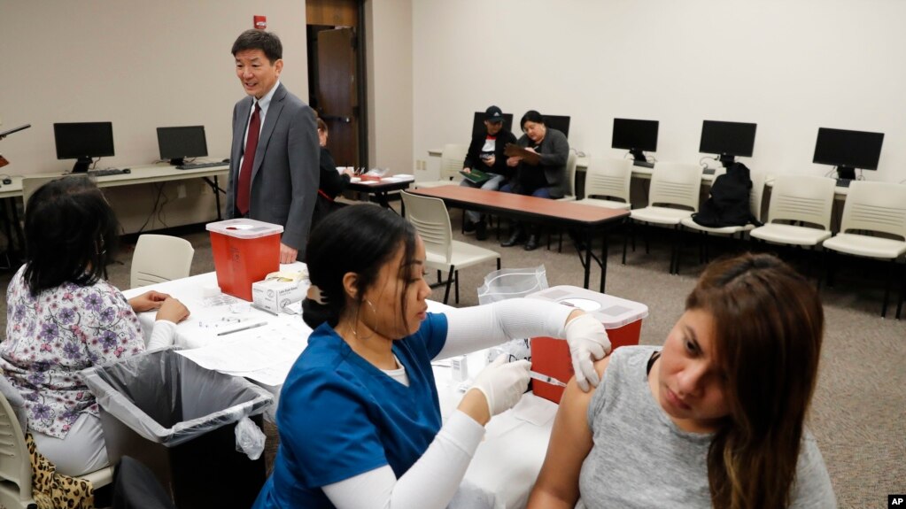 La temporada de influenza tuvo su inicio más tempranero en 15 años, porque desde octubre aumentaron los casos de enfermedades en regiones del sur de Estados Unidos. 