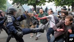 Manifestations dans les rues de Paris.