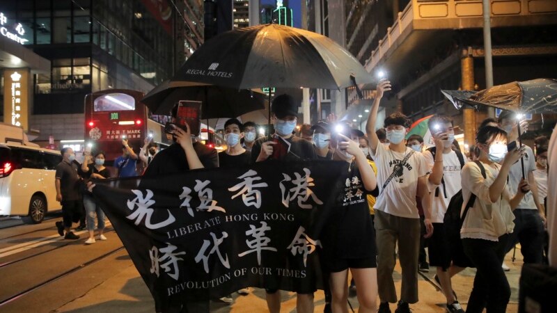 پۆلیسی هۆنگ کۆنگ 53 چالاکەوانی دیموکراتخواز دەستگیردەکات