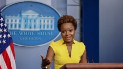 首位公開同性戀黑人女性主持白宮記者會